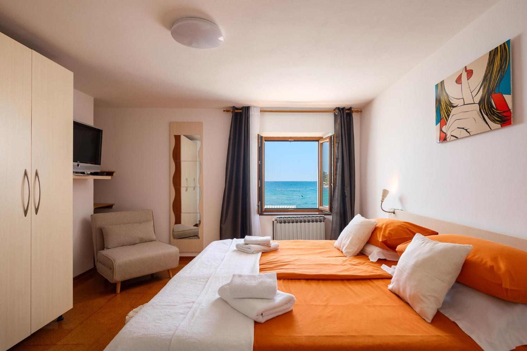 Beach House - Sea Breeze Poreč Exteriör bild