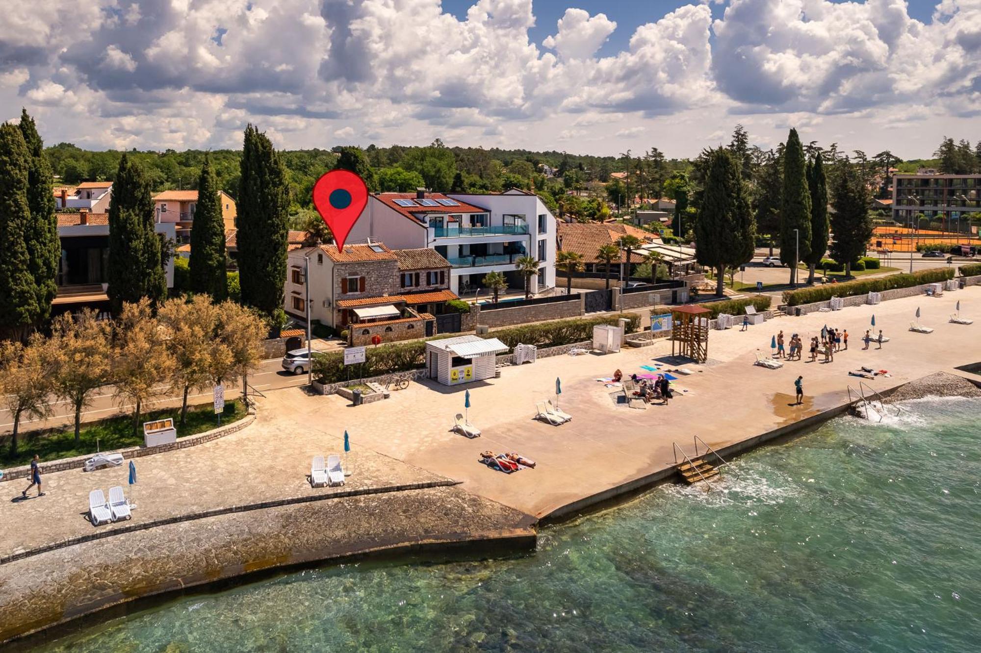 Beach House - Sea Breeze Poreč Exteriör bild